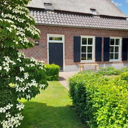 Onder De Wolfskap Bed En Ontbijt Acomodação com café da manhã Haaren  Exterior foto